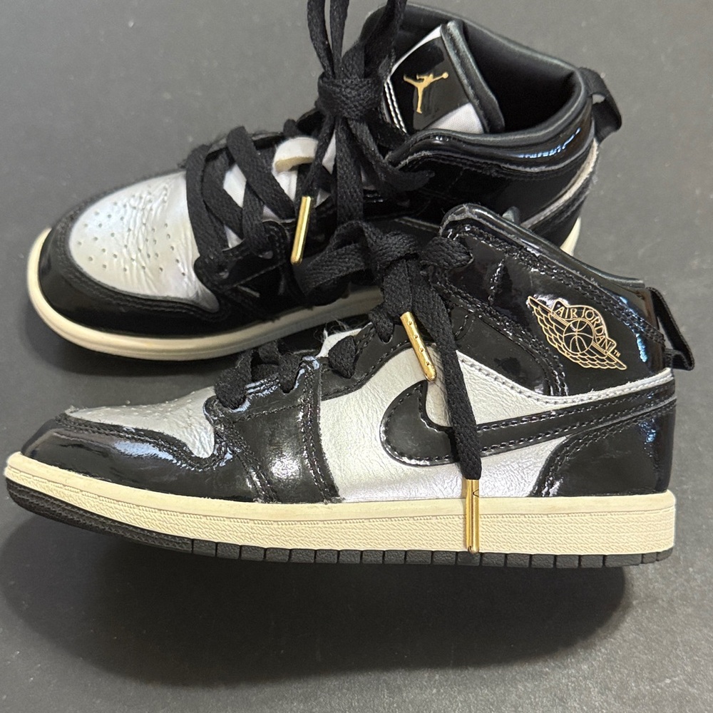 Jordan Kids Black and Silver Sneakers